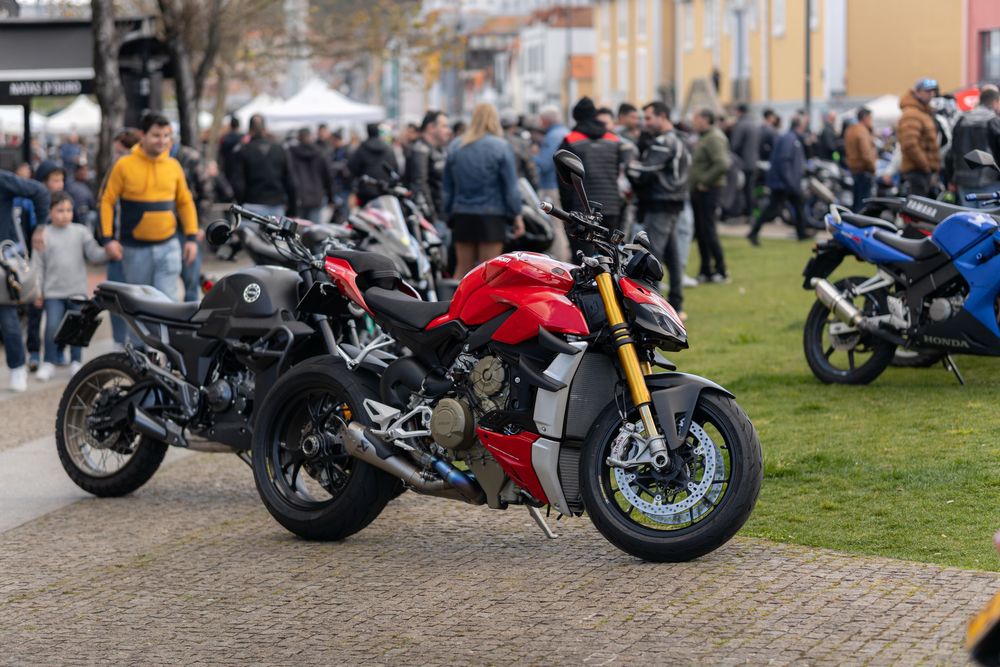 Ducati Streetfighter V4S