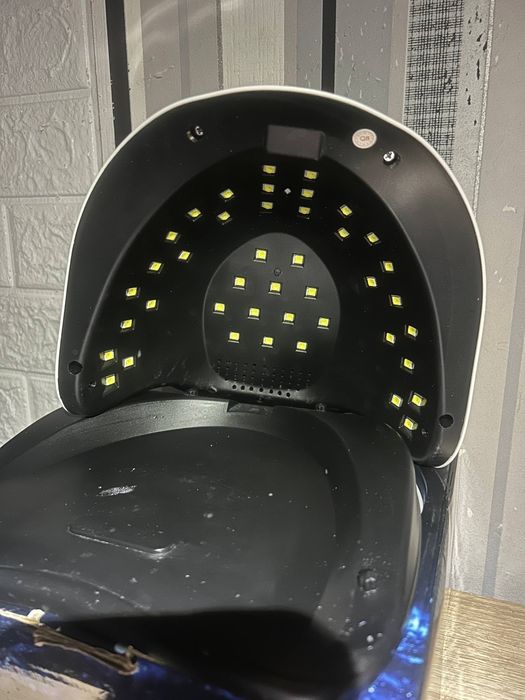 Лампа для маникюра BLUEQUE V1