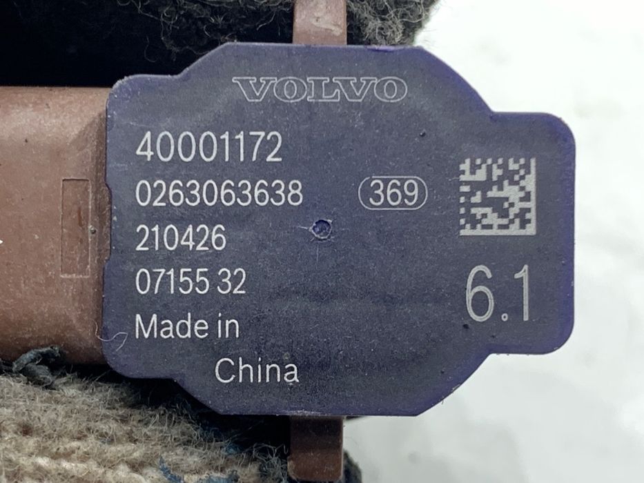CZUJNIK PDC VOLVO XC60 II 40001172 SUV BIAŁY PARKTRONIK