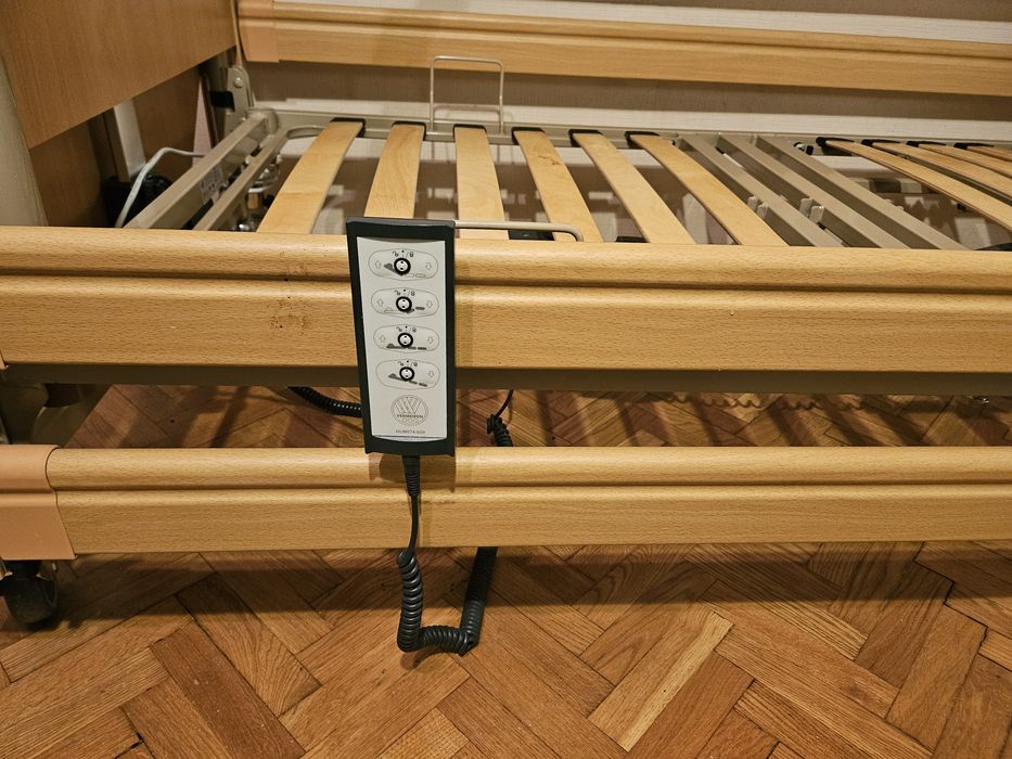 LUNA Basic 2 Łóżko rehabilitacyjne elektryczne na pilota Vermeiren