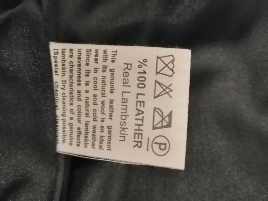 Продам шкіряну куртку б/в.