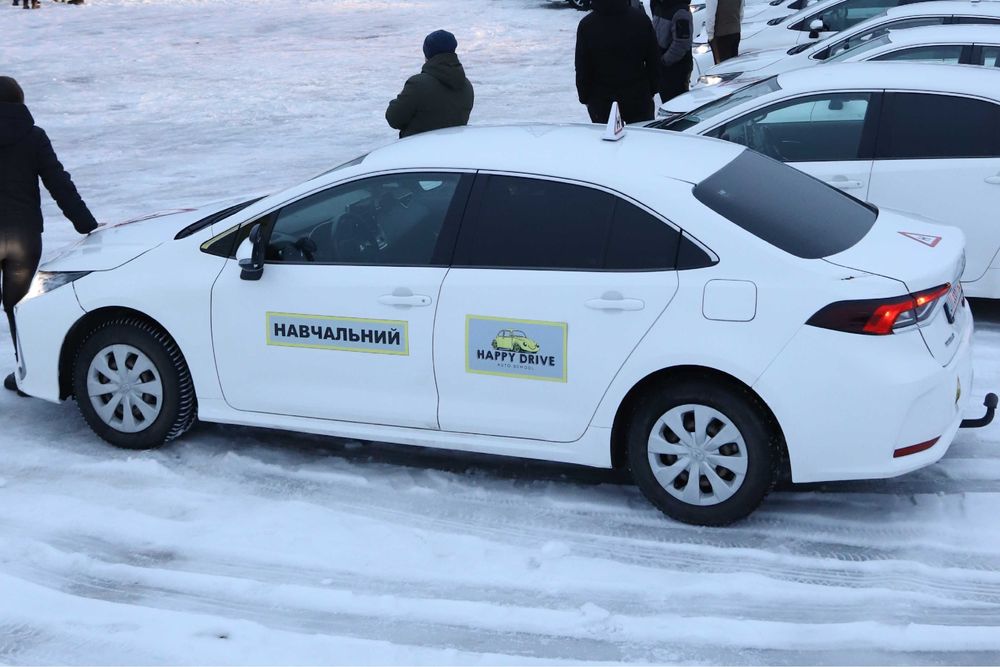 Автоінструктор/авто як на іспиті/механіка/тойота королла