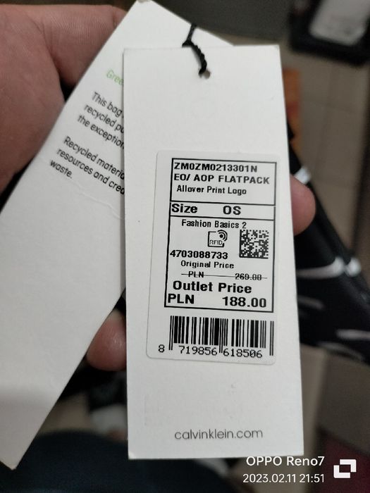 Nova saszetka Calvin Klein z metkami tanio