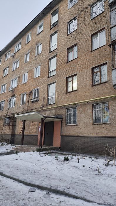 Продаж 3 кімнатної квартири по вул. Юрія Іллєнка