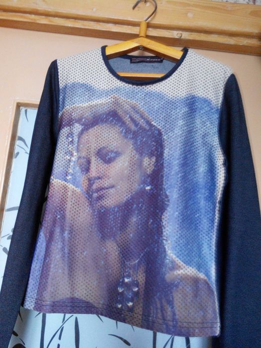 Стильная Футболка на девочку.