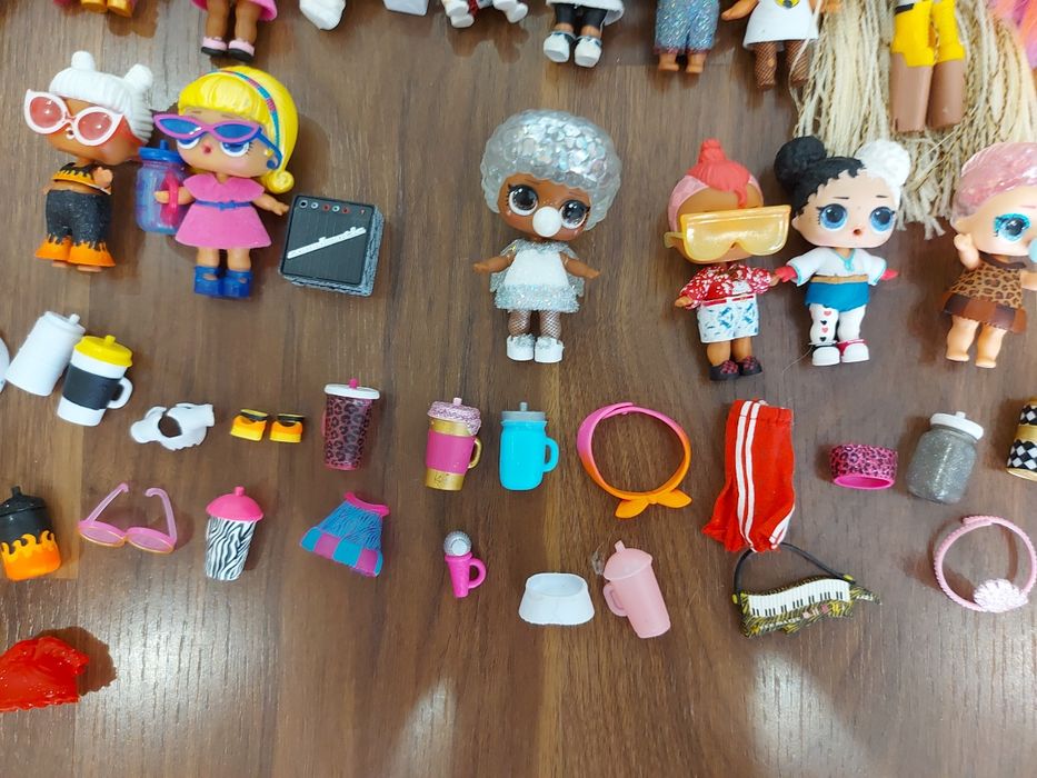 Bonecas LOL surprise