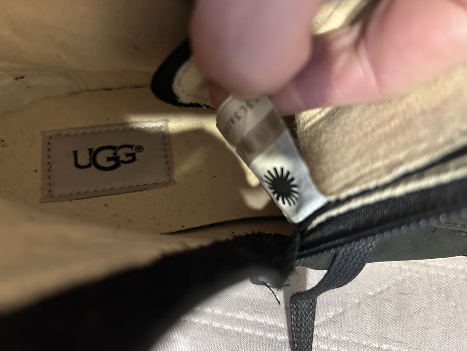 Кожаные деми ботинки кеды кроссовки Ugg  38-39р