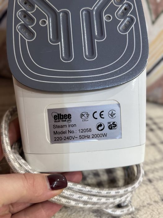 Продам праску Elbee  2000 Вт
