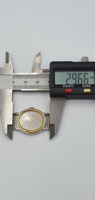 Vintage Seiko Quartz Bicolor Silver + Gold - Made in Japan