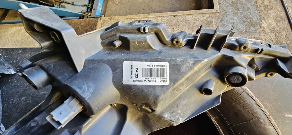 Farol suplementar frente direito Nissan Juke de 2014 a 2019