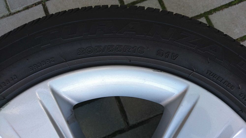 Jantes BMW 16" com pneus praticamente novos