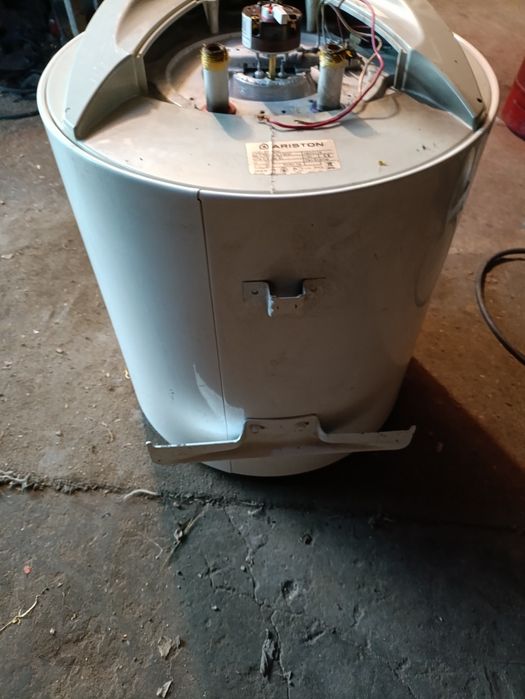 Бойллер ariston 50 л