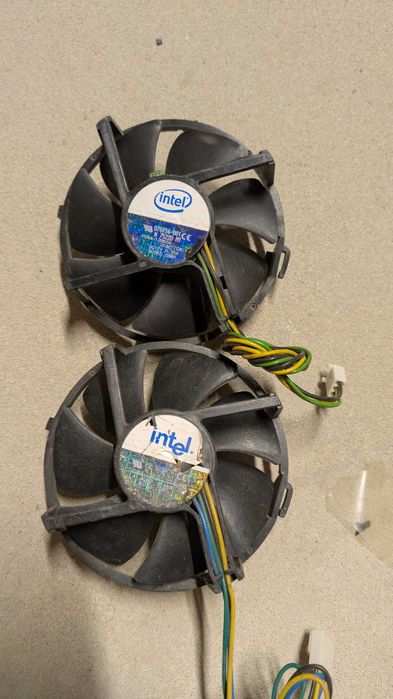 Вентилятор 12В 80х80, кулер Sunon, Foxconn