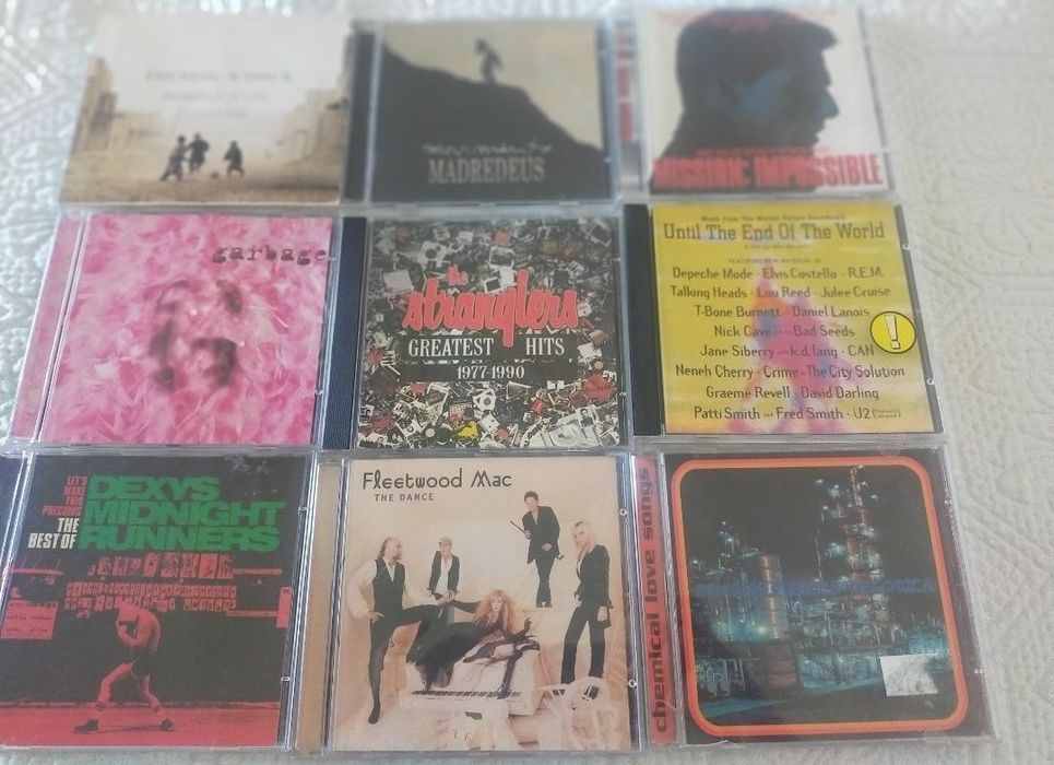 Lote de cds de música