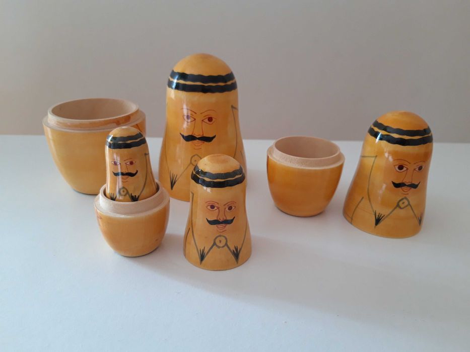 Matrioska (origem Arábia Saudita)