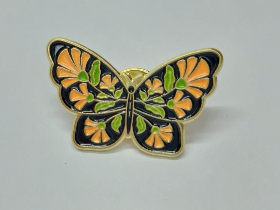Przypinka emaliowana metalowy pin motyl motyle ćma boho