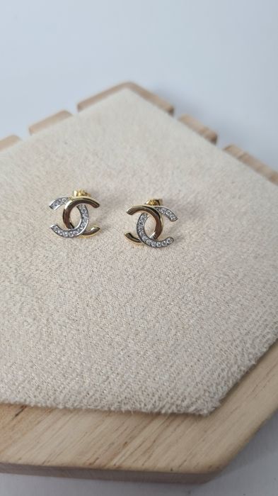 Złote kolczyki wkręty CC Channel z Białą cyrkonią