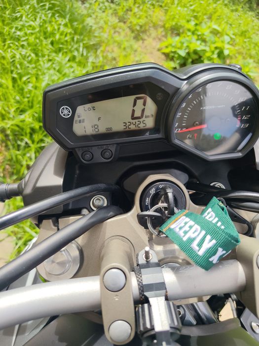 Yamaha XJ6N. ano 2009 mês 7