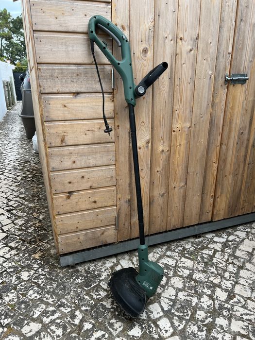 Roçador / aparador de relva eléctrico Bosch