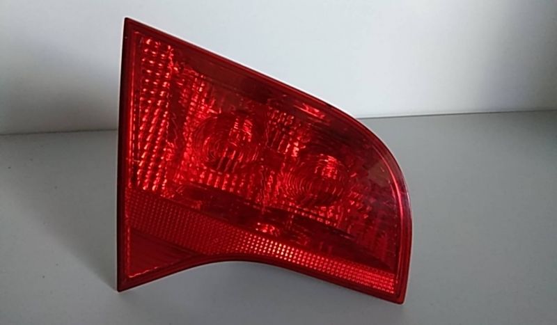 Farolim da mala esquerdo AUDI A4 Avant (8ED, B7)