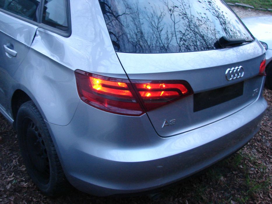 Audi A3 8V Klapa pokrywa bagażnika LZ7G sportback 2017r