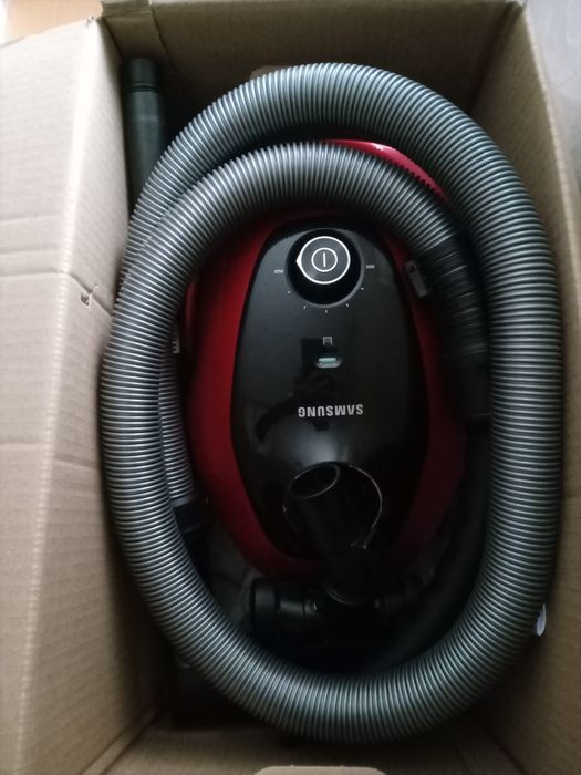 Пылесос Samsung VCO7M25EOW