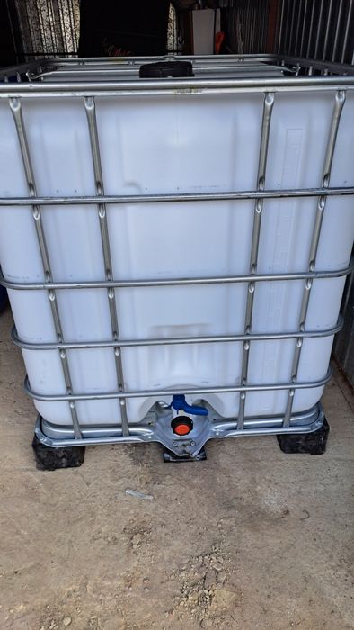 Zbiornik 1000l jak nowy