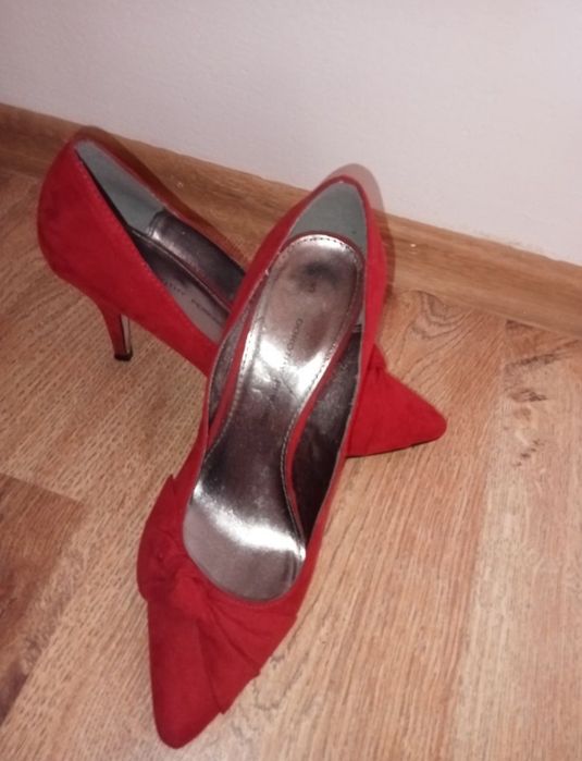 NOWE szpilki damskie DOROTHY PERKINS czerwone.