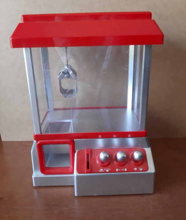 Automat / maszyna / poławiacz zabawek cukierków | Claw Machine