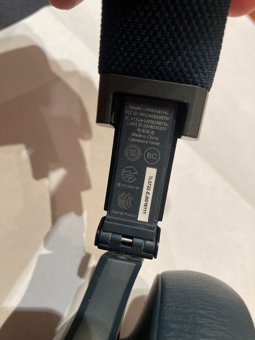 Sluchawki bezprzewodowe JBL LIVE650 BTNC