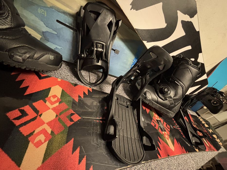 Deska snowboardowa burton trick pony 158 cm snowboard z wiązaniami step on Okazja