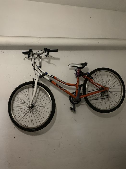 Bicicleta de senhora como nova