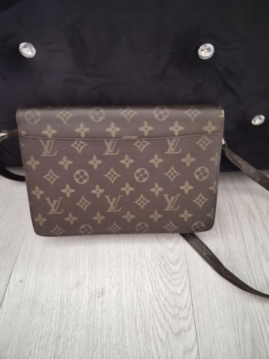 Louis Vuitton klasyczna logowana torebka portfel