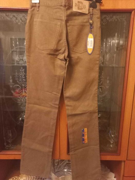 Джинси Delfin вильвет новi