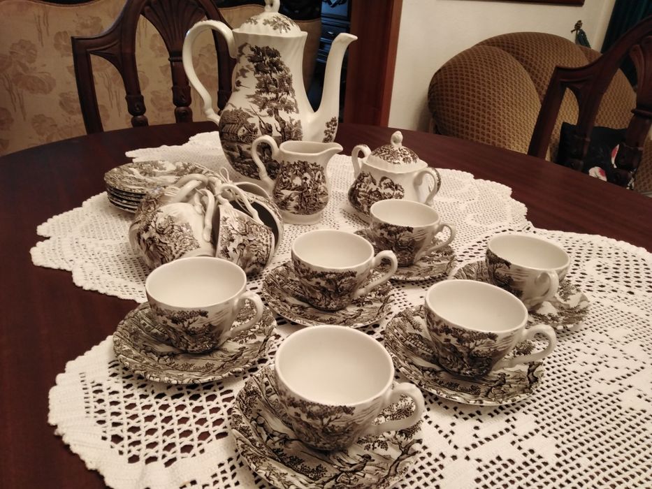 Serviço de Café em Porcelana The Unter by Myott England