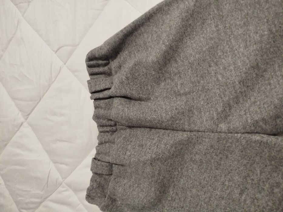 Vendo pantalonas em flanela com bolsos e elástico na cintura