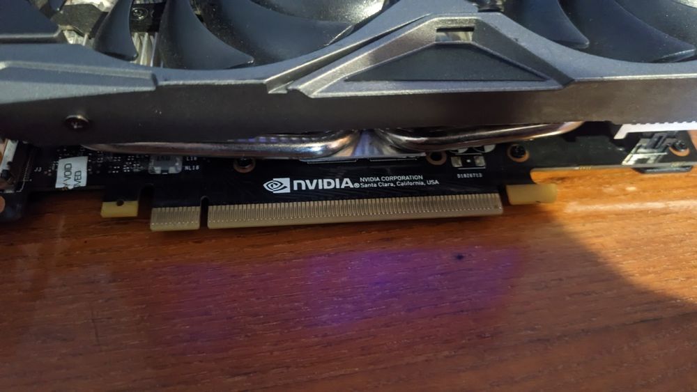 RTX 2060 Super артефакти на ремонт