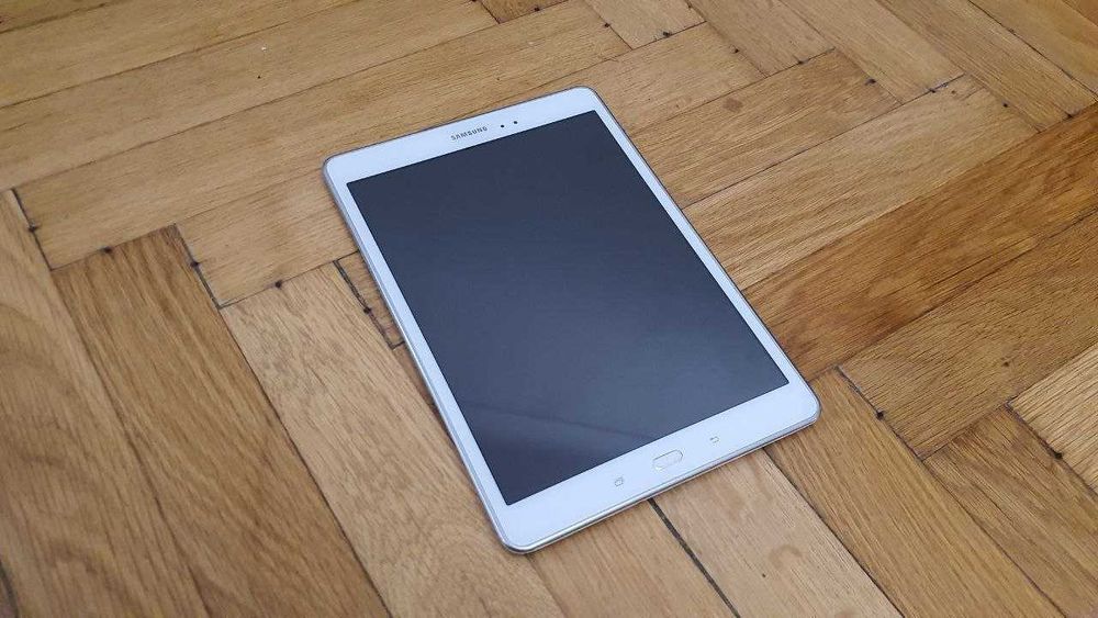Samsung Tab A T550 16Gb 9.7" Не працює!