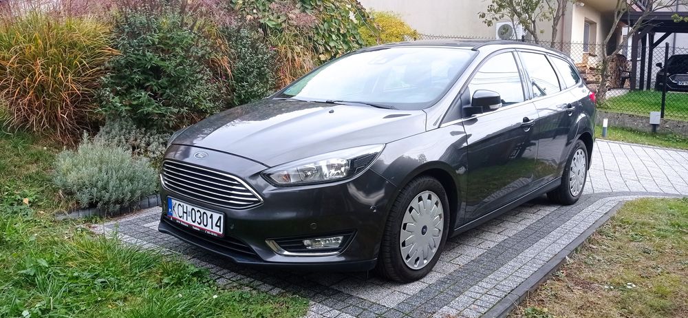 Ford Focus mk3 kombi titanium
