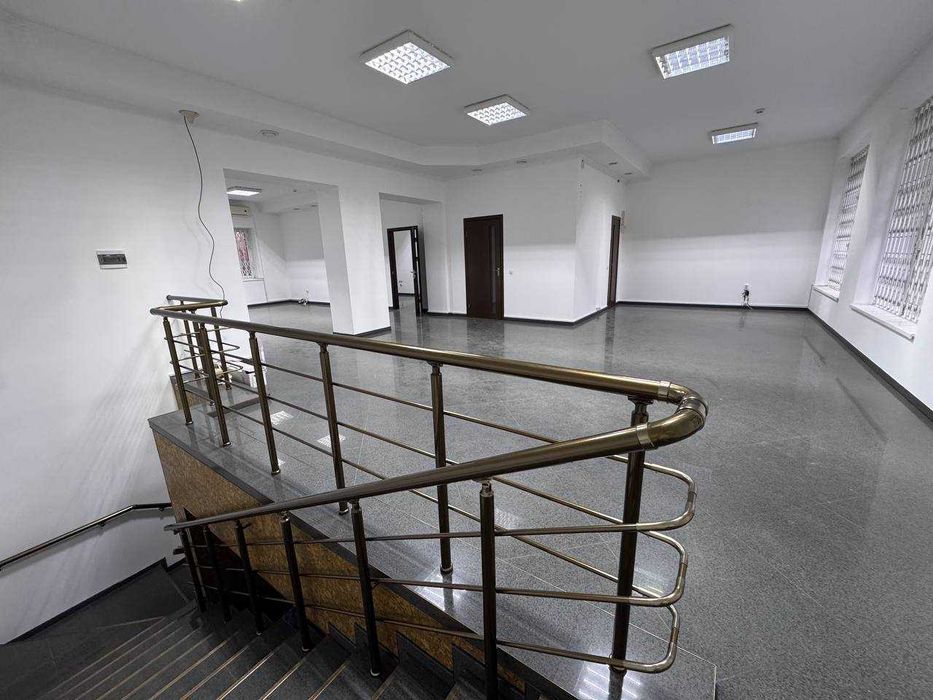 Продаж приміщення для бізнесу в НОВОБУДОВІ.