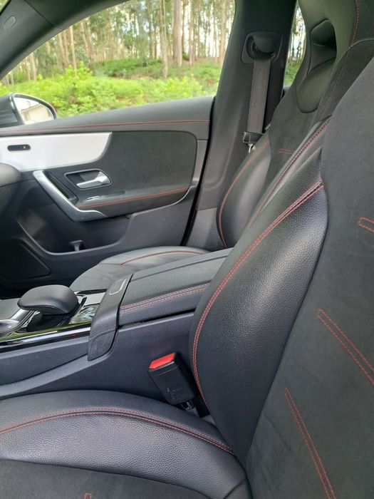 Mercedes CLA AMG 250 híbrido plug-in  de 218cv