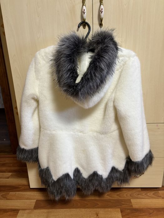 Шуба жіноча