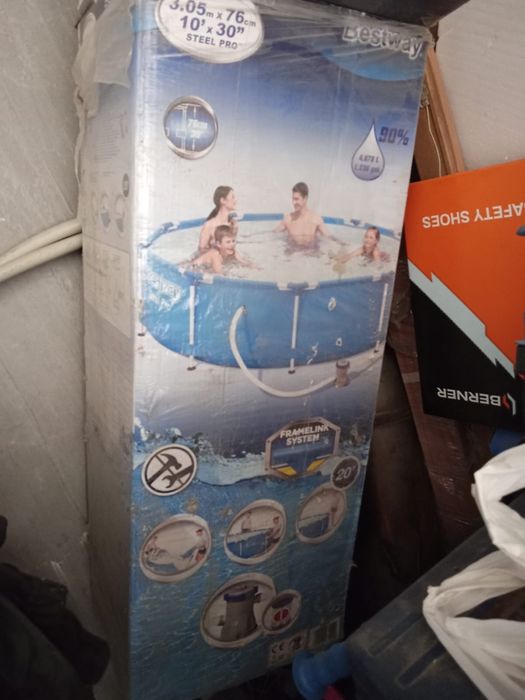 Piscina Bestway steel pro
