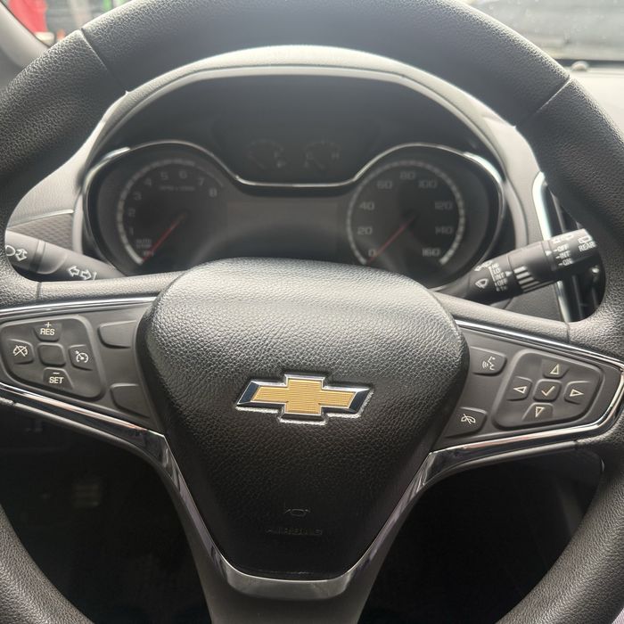 Автомобиль Шевроле Круз