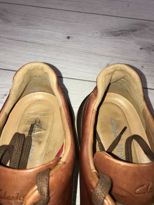 Skórzane półbuty Clarks Court Life Lace rozm. 44