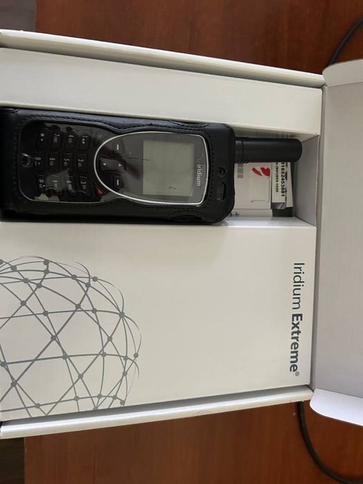 Супутниковий телефон Iridium Extreme 9575