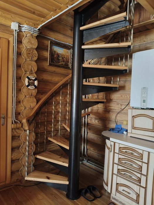 Продам будинок зі зручностями і сауною