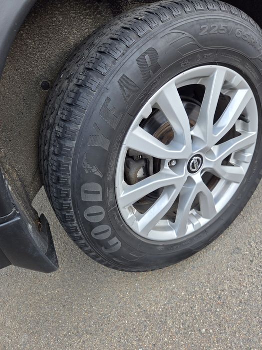 Офіційний X-TRAIL