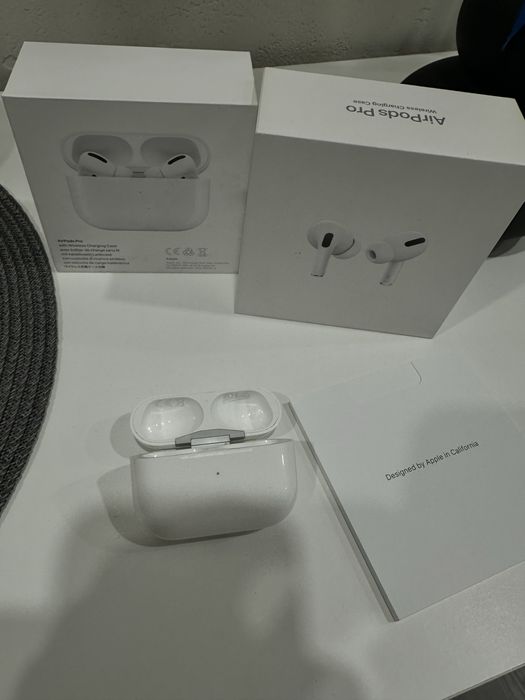 Airpods pro 1-го покоління