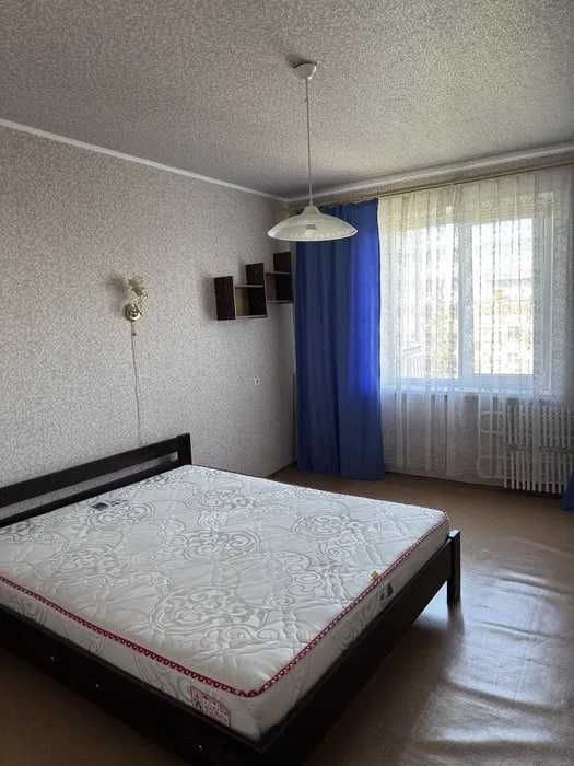 Продам 3 комн. квартиру проспект Поля / Медтехника.